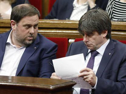 Junqueras i Puigdemont al Parlament el 15 de juny.