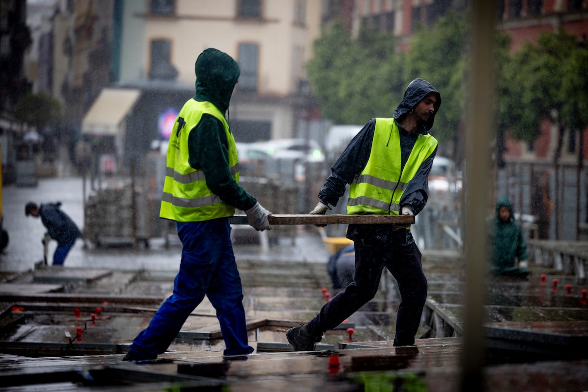 El número de vacantes de empleo experimentó a finales de 2023 su mayor caída en la última década | Economía
