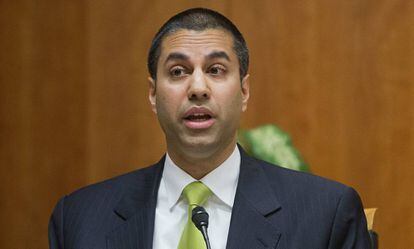 El presidente de la FCC, Ajit Pai. 