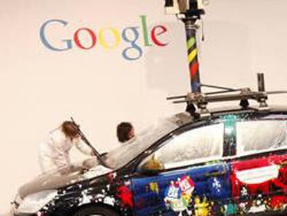 Algunos de los coches que utiliza Google para conseguir las imágenes para Street View.