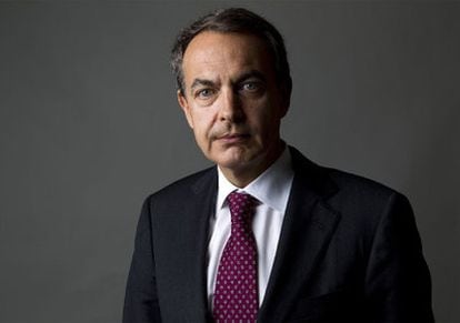 El presidente del Gobierno, José Luis Rodríguez Zapatero, durante la entrevista.