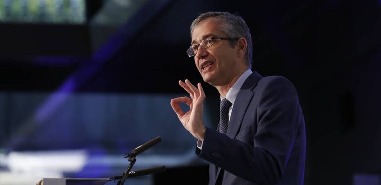 El gobernador del Banco de España, Pablo Hernández de Cos, en la clausura del XI Encuentro Financiero organizado por KPMG y Expansión.