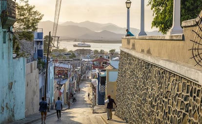 La calle de Bartolomé Masó, en el centro histórico de Santiago de Cuba.