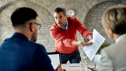 Algunas empresas están obligadas a crear canales de denuncia: ¿cuáles son?