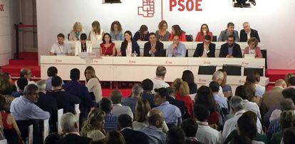 Reunión del Comité Federal del PSOE para debatir la propuesta del secretario general, Pedro Sánchez.
