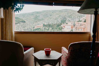 Vista de Albarracín desde una habitación de Casa Santiago, en Albarracín (Teruel).