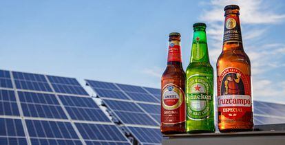 Todas las cervezas que Heineken produce en España se elaboran con energía renovable de origen solar.