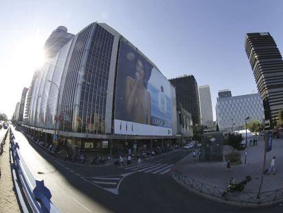 Edificios de El Corte Ingl&eacute;s en la Castellana (Madrid)