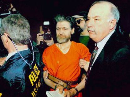 Los atentados de Texas recuerdan la figura de Theodore Kaczynski, quien cumple ocho cadenas perpetuas en una cárcel de máxima seguridad