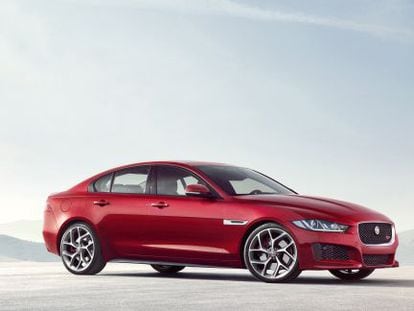 El Jaguar XE es la nueva alternativa de la marca a los Audi A4 y BMW Serie 3. 