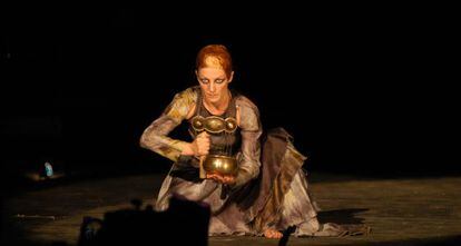 Un momento de 'Medea la extranjera', de Atalaya Teatro.