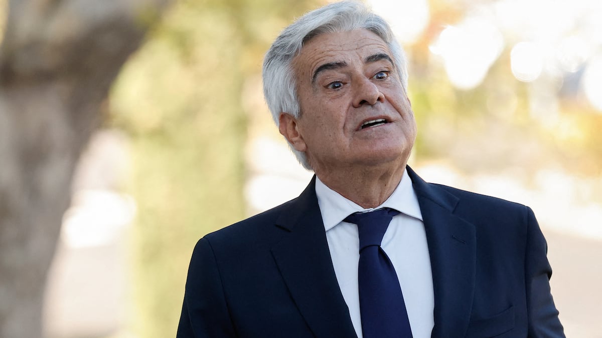 El precedente de Juan Padrón, la corta mano de Villar, abre un camino para caer definitivamente a Pedro Rocha |  Fútbol |  Deportado