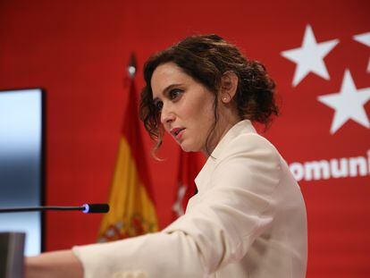 La presidenta de la Comunidad de Madrid, Isabel Díaz Ayuso, en la rueda de prensa del jueves 17 de febrero.
