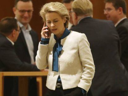 La presidenta de la Comisión Europea, Ursula von der Leyen, cuando era miembro del Gobierno de Angela Merkel