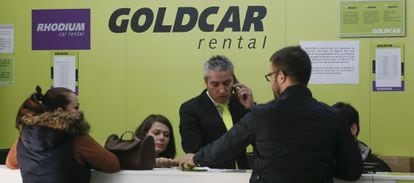 Instalaciones de la empresa de alquiler de veh&iacute;culos Gold Car en la zona del aeropuerto. 