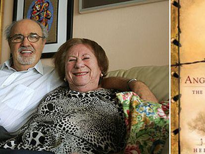 Herman y Roma Rosenblat, en su casa de Miami en septiembre pasado. A la derecha, portada del libro que se iba a publicar en febrero.