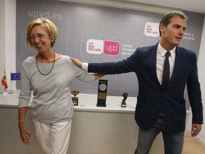 Rosa Díez y Albert Rivera, en un acto en Madrid en septiembre de 2014, cuando eran portavoz parlamentaria de UPyD y presidente de Ciudadanos, respectivamente.