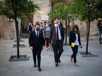 El vicepresidente de la Generalitat, Pere Aragonès; el 'president', Quim Torra; y la consejera de la Presidencia, Meritxell Budó, el lunes en el Palau.