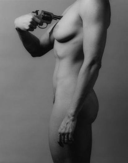La culturista Lisa Lyon, modelo de esta inquietante imagen.