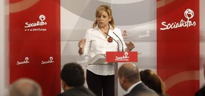 Elena Valenciano, en una rueda de prensa el lunes.