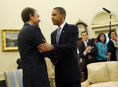 Zapatero y Obama, durante la reunión que mantuvieron en la Casa Blanca.