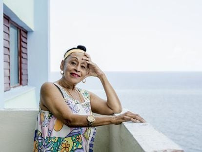 Omara Portuondo, en su casa de La Habana.