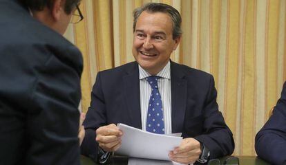 Agistín Conde, durante una comparecencia en el Congreso cuando era secretario de Estado de Defensa.