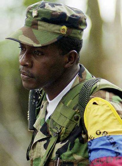 Una foto de 2001 de &#39;el Negro Acacio&#39;, alias de Tomás Medina Caracas, destacado jefe de las FARC