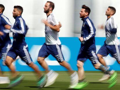 Argentina prepara el partido ante Croacia en Bronnitsy. En vídeo, declaraciones de Sampaoli, seleccionador argentino.