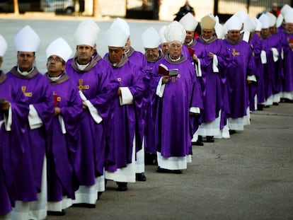 Los obispos españoles durante la peregrinación al Santuario del Sagrado Corazón en Getafe, en su reunión plenaria de 2019.