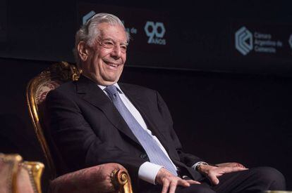 Mario Vargas Llosa durante el evento organizado por la Cámara Argentina de Comercio