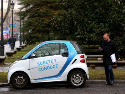 Las dos empresas que arriendan los vehículos en Madrid podrían imponer multas de hasta 250 euros
