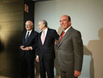Los presidentes de BBVA, CaixaBank y Santander, Francisco Gonzalez, Isidro Faine y Emilio Botin.
