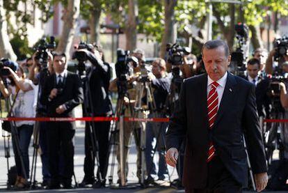 El primer ministro turco, Recep Tayyip Erdogan, llega a un acto público en Ankara.