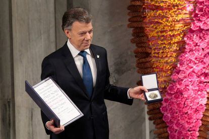 Santos, tras recibir el Nobel de la Paz en 2016.