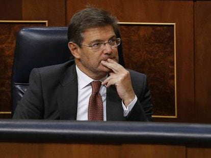El ministro de Justicia, Rafael Catal&aacute;, durante el debate de la moci&oacute;n del grupo socialista para reprobarle. 
