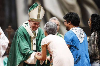 El papa Francisco en la misa de clausura del Sínodo de la Amazonia el pasdo domingo. 