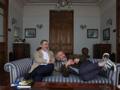 Encuentro entre Manuel Borja-Villel, director del Museo Reina Sofía, y Bernard Blisténe, director del Centro Pompidou, en el Palacio de la Magdalena, Santander, España.