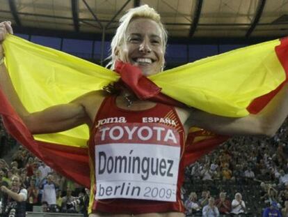 Marta Domínguez, tras proclamarse campeona del mundo el 17 de agosto de 2009 en Berlín.