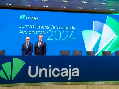De izquierda a derecha, el CEO de Unicaja, Isidro Rubiales y el nuevo presidente no ejecutivo, José Sevilla.