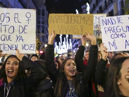 Manifestación contra la violencia de género en la Puerta del Sol de Madrid. 