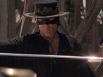 Si la mascarilla no te tapa la naricilla, el Zorro te ayudará con su espadilla.