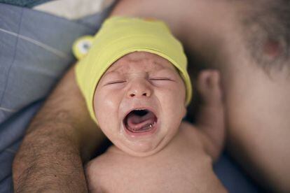 Condenado Un Padre Por Zarandear A Su Bebe Y Provocarle Paralisis Cerebral Mamas Papas El Pais