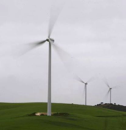 Aerogeneradores de un parque eólico en la comarca de la Janda (Cádiz).