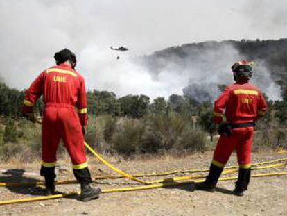 Intervención de la UME en un incendio en Extremadura.