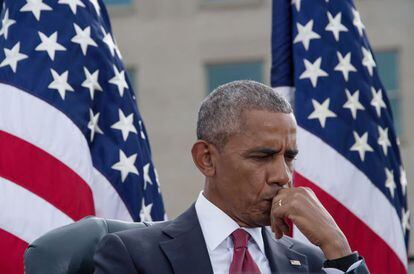 El presidente de Estados Unidos, Barack Obama, asiste a una ceremonia en memoria de las víctimas del atentado terrorista del 11 de septiembre de 2001, en Washington D.C. (Estados Unidos).