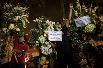 Protesta contra la impunidad en la represión policial, en Lima este sábado.