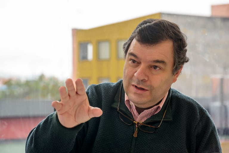 Carlos Negret, defensor del Pueblo de Colombia, en su despacho en Bogotá.
