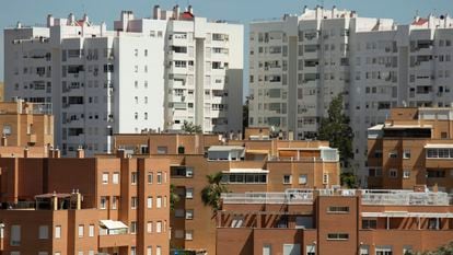 Edificios de viviendas en la localidad de Camas, en Sevilla.