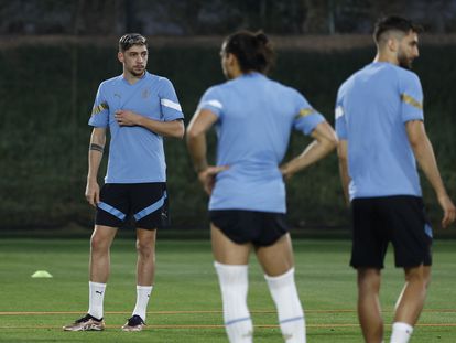 Fede Valverde, centrocampista de la selección de Uruguay, durante un entrenamiento en Doha, Catar, este miércoles.